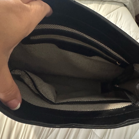 Jen and co Plaid Black and Red Women's Bag - Picture 3 of 5